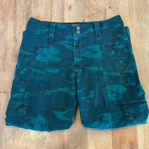 Anthropologie Austin Camo Cargo Pants Size 29 - Picture 14 of 16